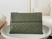 Fortok Chanel A07095 Green Flap CC Silver Chain Shoulder Bag 32x7.5x19cm - 2