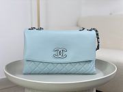 Fortok Chanel A07095 Blue Flap CC Silver Chain Shoulder Bag 32x7.5x19cm - 1