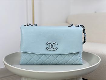 Fortok Chanel A07095 Blue Flap CC Silver Chain Shoulder Bag 32x7.5x19cm