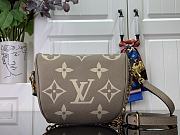 Fortok Louis Vuitton Mini Bumbag Bicolor M82335 17x12x9.5cm - 6