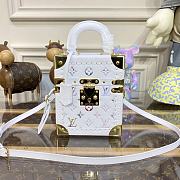 Fortok Louis Vuitton Camera Box Bag White & Multicolor M10079 16x13x7.5cm - 1