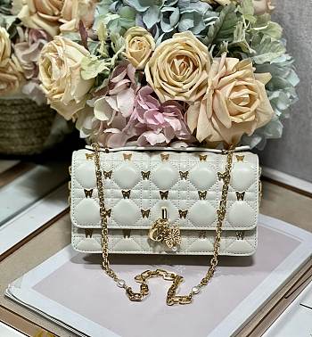 Fortok Dior Mini Miss Bag White Cannage Lambskin with Gold-Finish Butterfly Studs 21x11.5x4.5cm