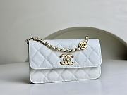 Fortok Chanel 23K Camellia Chain Shoulder Bag Cowhide White ​A96025 9.5x15.2x3.5cm - 1