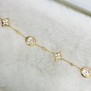 Fortok Louis Vuitton Presbyopia Peach Heart White Fritillary Bracelet Gold - 2