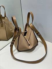 Fortok Loewe Hammock Bag in Beige 20.2x17x20cm - 4