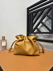 Fortok Loewe Flamenco Bag Nappa Calfskin in Brown 24x18x9cm - 5