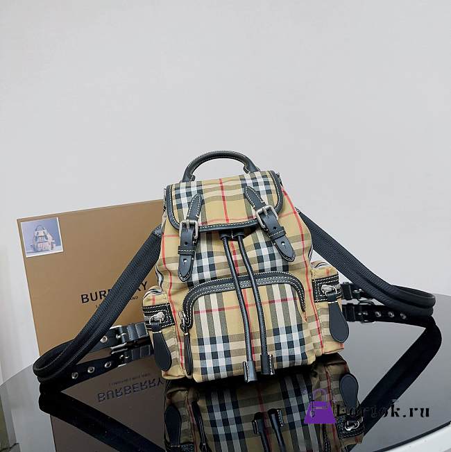 Fortok Burberry Small Rucksack In Vintage Check Nylon 16x26cm - 1