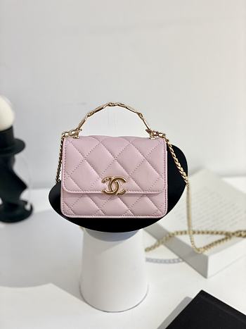 Fortok Chanel 22S Buckle Handle Cowhide Small Square Bag Pink 13×10×5cm