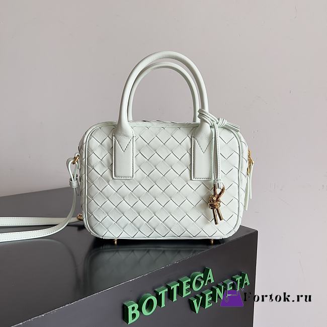 Fortok Bottega Veneta Gateway Shoulder Bag White 23.5x17.5x9cm - 1