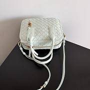 Fortok Bottega Veneta Gateway Shoulder Bag White 23.5x17.5x9cm - 5