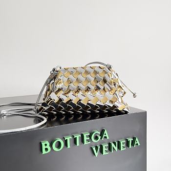 Fortok Bottega Veneta Mini Pouch Intrecciato Metallic Clutch Bag Silver 22x12x7cm