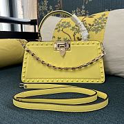 Fortok Valentino Garavani Rockstud Leather Clutch Bag Yellow 28cm - 1