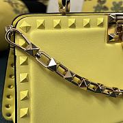 Fortok Valentino Garavani Rockstud Leather Clutch Bag Yellow 28cm - 4