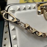 Fortok Valentino Garavani Rockstud Leather Clutch Bag White 28cm - 4
