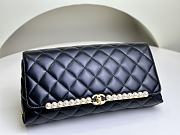 Fortok Chanel Pearl Clutch Gold Buckle 30x15x4cm  - 1