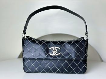 Fortok Chanel Vintage Black Armpit Bag 28x7x15cm