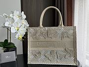 Fortok Dior Medium Dior Book Tote Beige D-lace Butterfly 36.5x28x16.5cm - 1