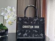 Fortok Dior Medium Dior Book Tote Black D-lace Butterfly 36.5x28x16.5cm - 1