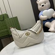 Fortok Gucci GG Marmont Small Matelassé Leather Shoulder Bag White 777263 17x26x4cm - 1
