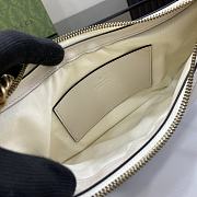 Fortok Gucci GG Marmont Small Matelassé Leather Shoulder Bag White 777263 17x26x4cm - 3
