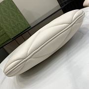 Fortok Gucci GG Marmont Small Matelassé Leather Shoulder Bag White 777263 17x26x4cm - 6