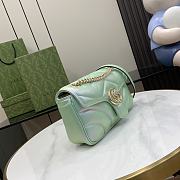 Fortok Gucci GG Marmont Shoulder Bag In Green Iridescent Leather 443497 15x26x7cm - 2