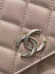 Fortok Chanel 23S Diamond Buckle Woc Bag in Pink 19x3x12cm - 2