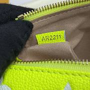 Fortok Louis Vuitton Coussin PM Bag Fluorescent Yellow M20843 26x20x12cm - 4