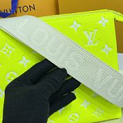Fortok Louis Vuitton Coussin PM Bag Fluorescent Yellow M20843 26x20x12cm - 2