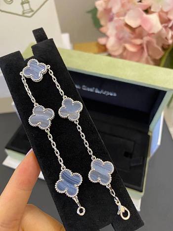 Fortok Van Cleef & Arpels Blue Pattern Five-leaf Clover Bracelet