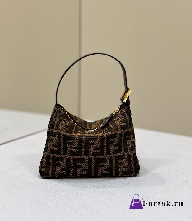 Fortok Fendi Presbyopic Underarm Bag Brown 8299s 19x8x14cm - 1