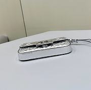 Fortok Fendi Silver Craquele Leather Baguette Bag 8620C 18.5x2.5x10cm - 6