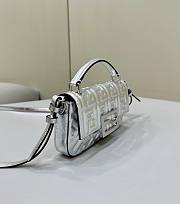 Fortok Fendi Silver Craquele Leather Baguette Bag 8620C 18.5x2.5x10cm - 4