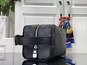 Fortok Louis Vuitton Locker Dopp Kit Bag Black M83113 23x13x12cm - 6