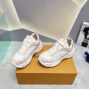Fortok Louis Vuitton Run 55 Sneakers Pink - 1