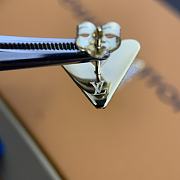 Fortok Louis Vuitton Essential V Letter Earings - 6