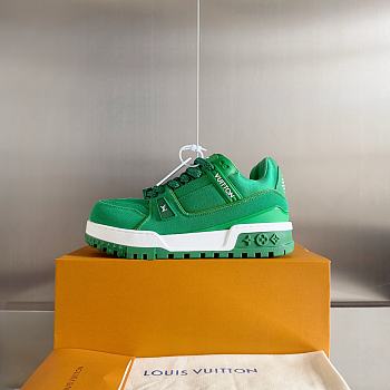 Fortok Louis Vuitton Trainer Maxi Sneakers in Green