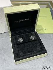 Fortok Van Cleef & Arpels Black Flower four-leaf Clover Earrings - 6