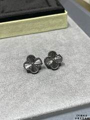 Fortok Van Cleef & Arpels Black Flower four-leaf Clover Earrings - 4