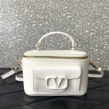 Fortok Valentino Garavani Leather Loco Vanity Case in White 16.5x10x7.5cm