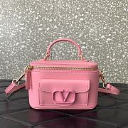 Fortok Valentino Garavani Leather Loco Vanity Case in Pink 16.5x10x7.5cm - 1