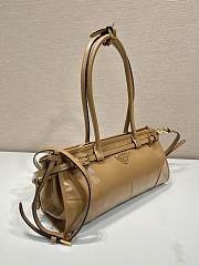 Fortok Prada Brown Medium Leather Handbag 1BA426 32x15.5x12cm - 3