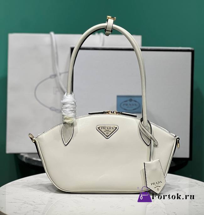 Fortok Prada Enamel Triangle Logo Leather Handbag in White 1BA427 26x17x9cm - 1