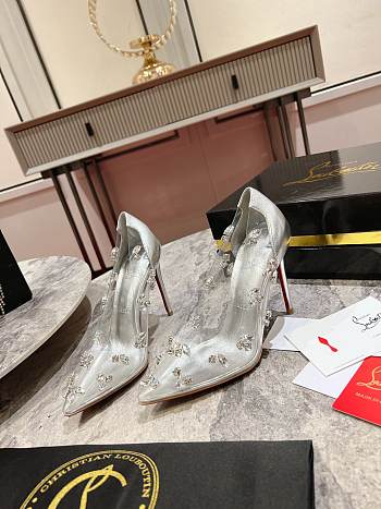 Fortok Christin Louboutin Degraqueen Embellished Pumps in Silver 