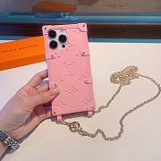 Fortok Louis Vuitton Rivet Chain Phone Case Black/Pink - 2