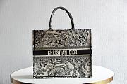 Fortok Dior Book Tote Black and White Toile de Jouy Reverse Embroidery 36x27x16cm - 1