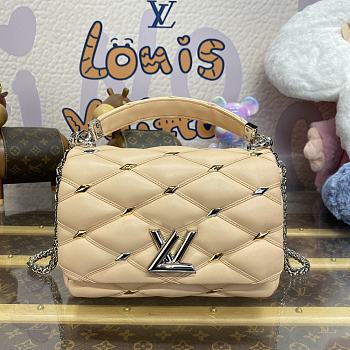 Fortok Louis Vuitton GO-14 MM Bag Beige With Silver & Gold-color Diamond-shaped Studs M24151 23x16x10cm