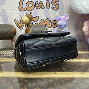 Fortok Louis Vuitton GO-14 MM Bag Black With Silver & Gold-color Diamond-shaped Studs M24151 23x16x10cm - 4