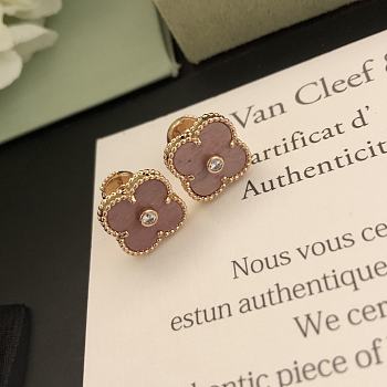 Fortok Van Cleef & Arpels Rose Stone Four-leaf Clover Earrings