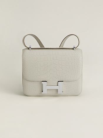 Fortok Hermes Constance Silver Buckle Glacier White Crocodile Leather Bag 19x15x4cm